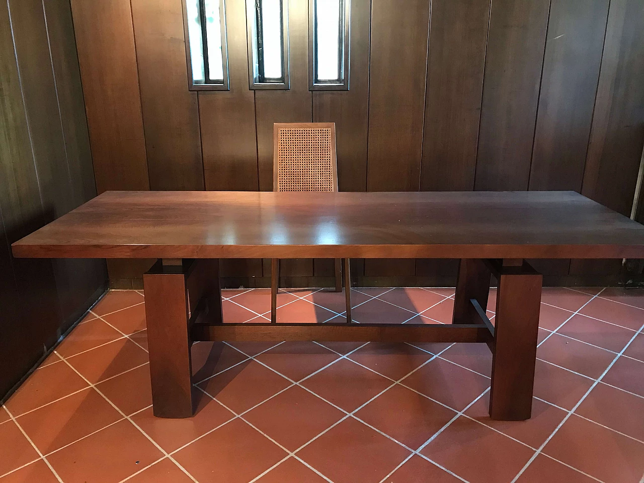 Walnut dining table by Silvio Coppola for Bernini 1111396