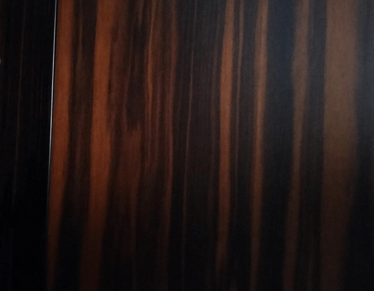 Armadio in Macassar, ebano e brozo di Luciano Frigerio per Frigerio di Desio, anni '50 1111688