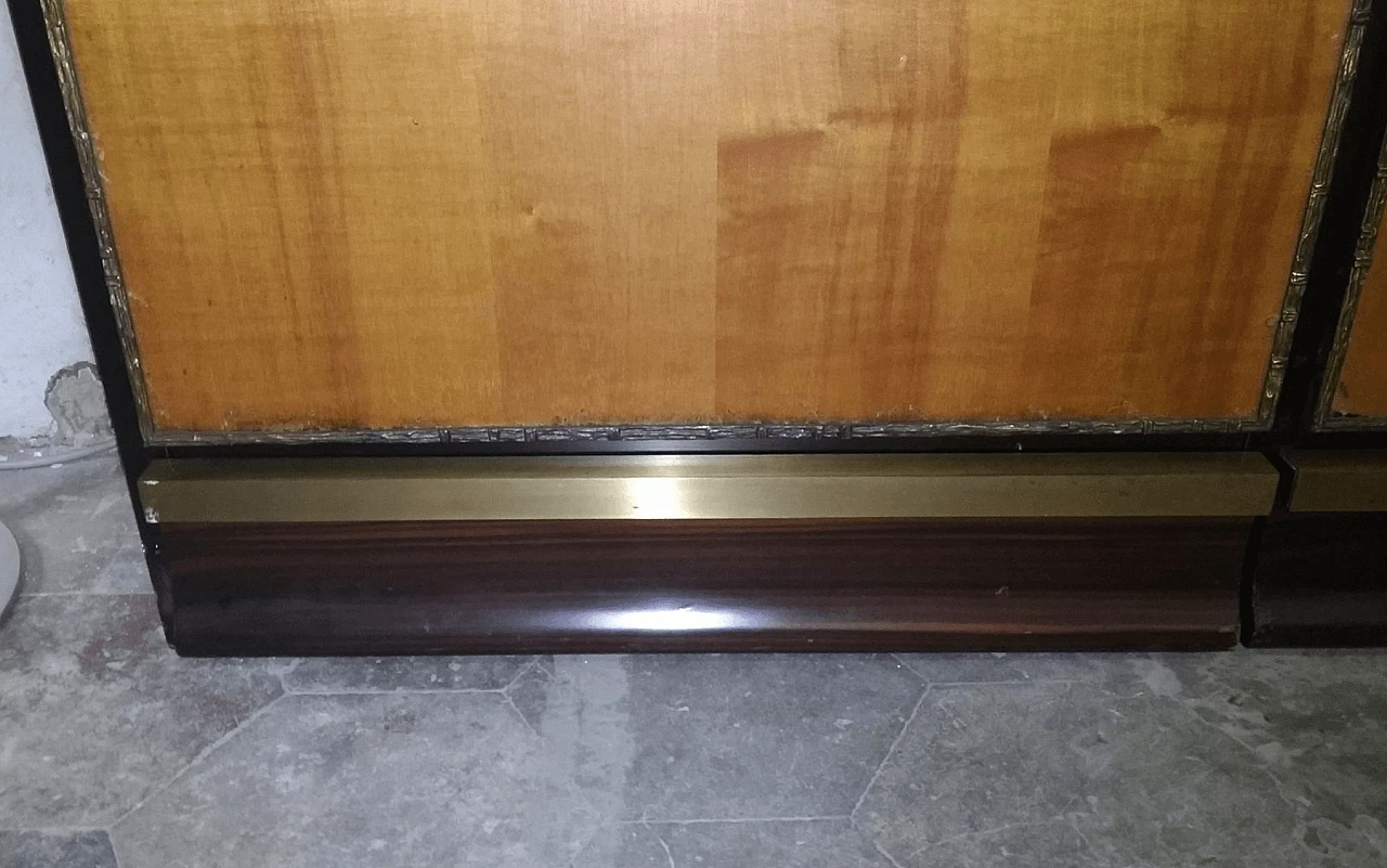 Armadio in Macassar, ebano e brozo di Luciano Frigerio per Frigerio di Desio, anni '50 1111689