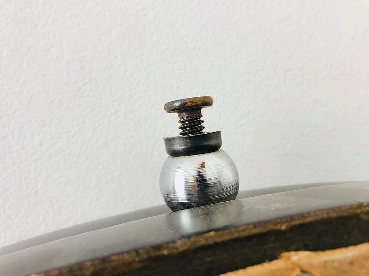 Specchio tondo da parete in legno, anni '70 1112406