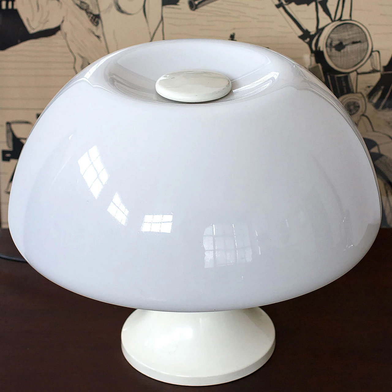 White mashroom table lamp by Martinelli Luce, Italy, 60s 1113110
