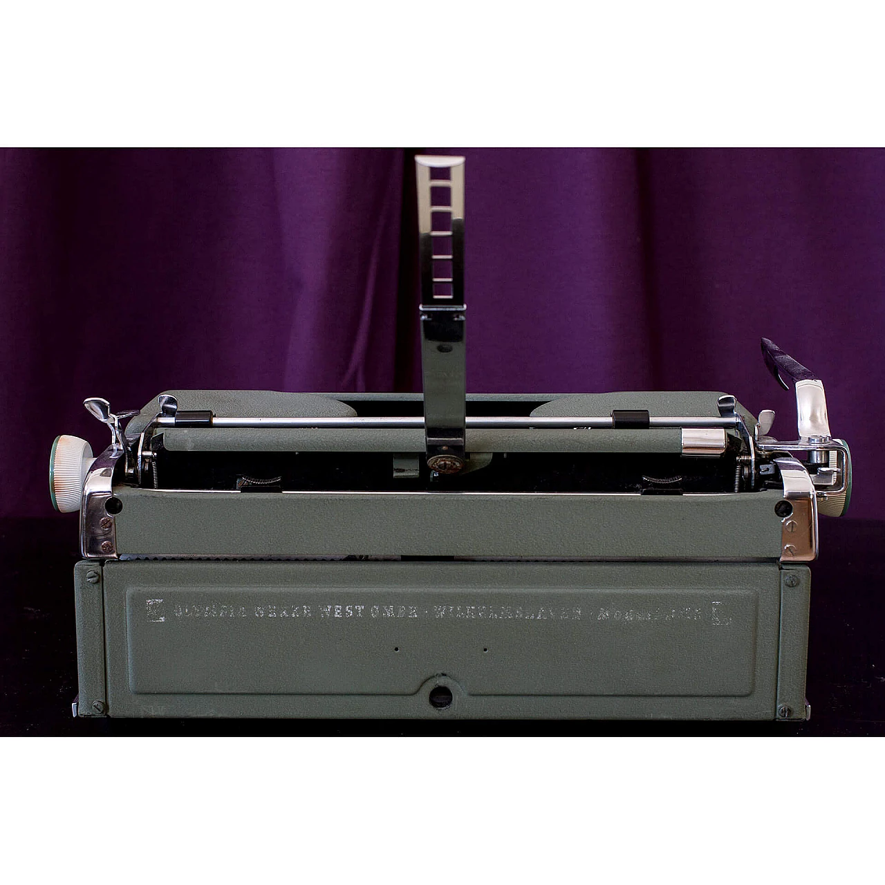 Olympia SM3 greenish typewriter with case, Germany, 50s 1113119