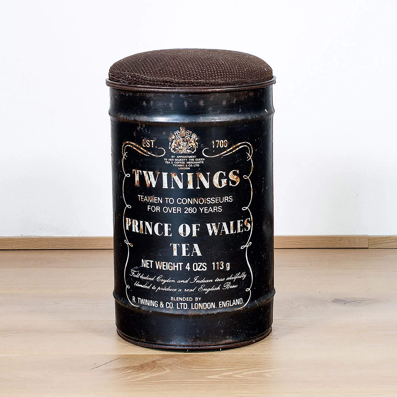 Industrial style stool made as a Twinings tea barrel, 70s or 80s 1113127