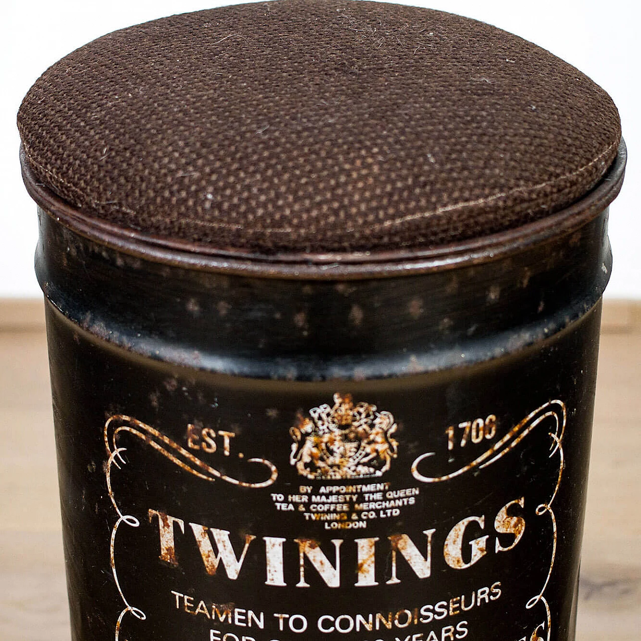 Pouf in stile industriale a forma di contenitore Twinings, anni '70-'80 1113129