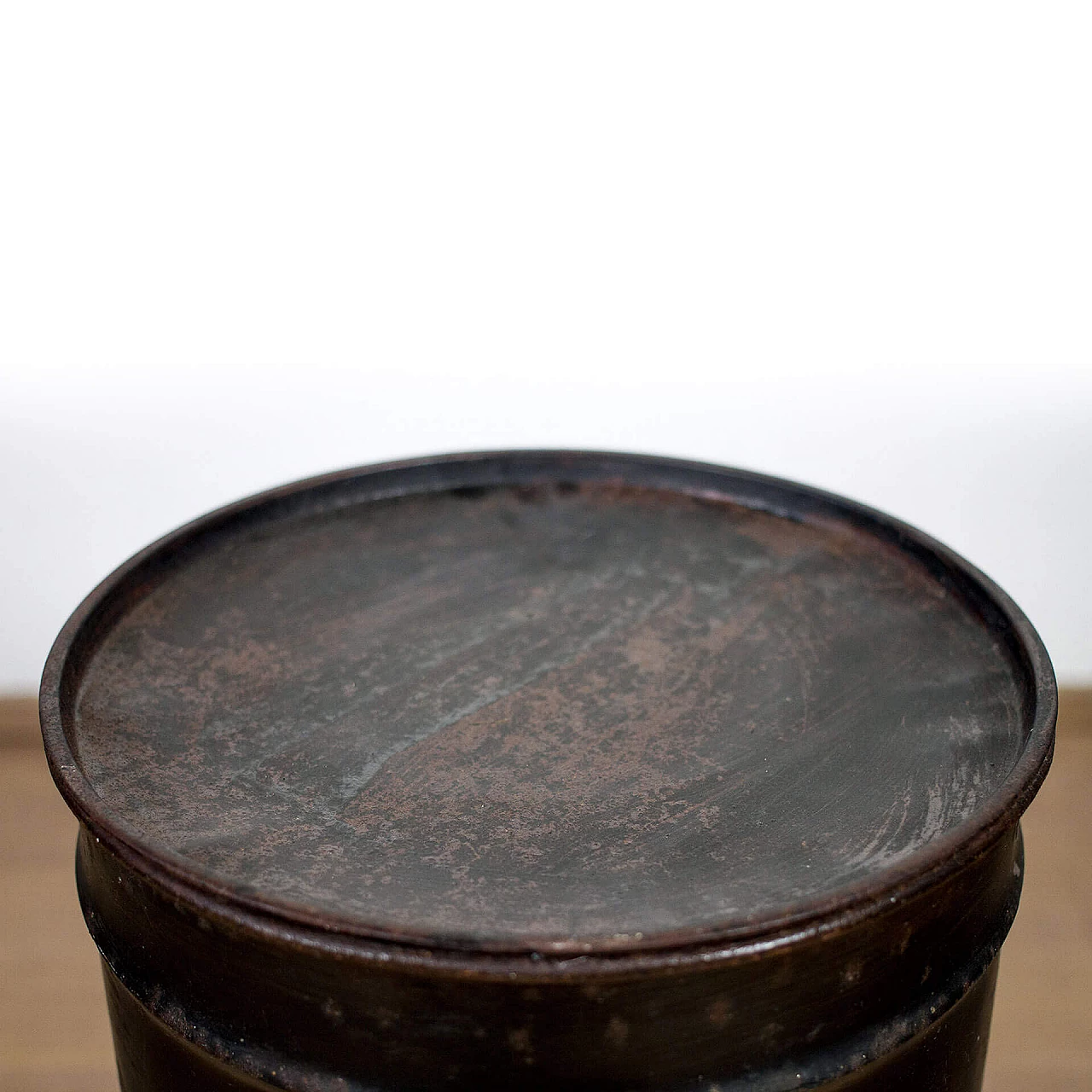 Industrial style stool made as a Twinings tea barrel, 70s or 80s 1113132