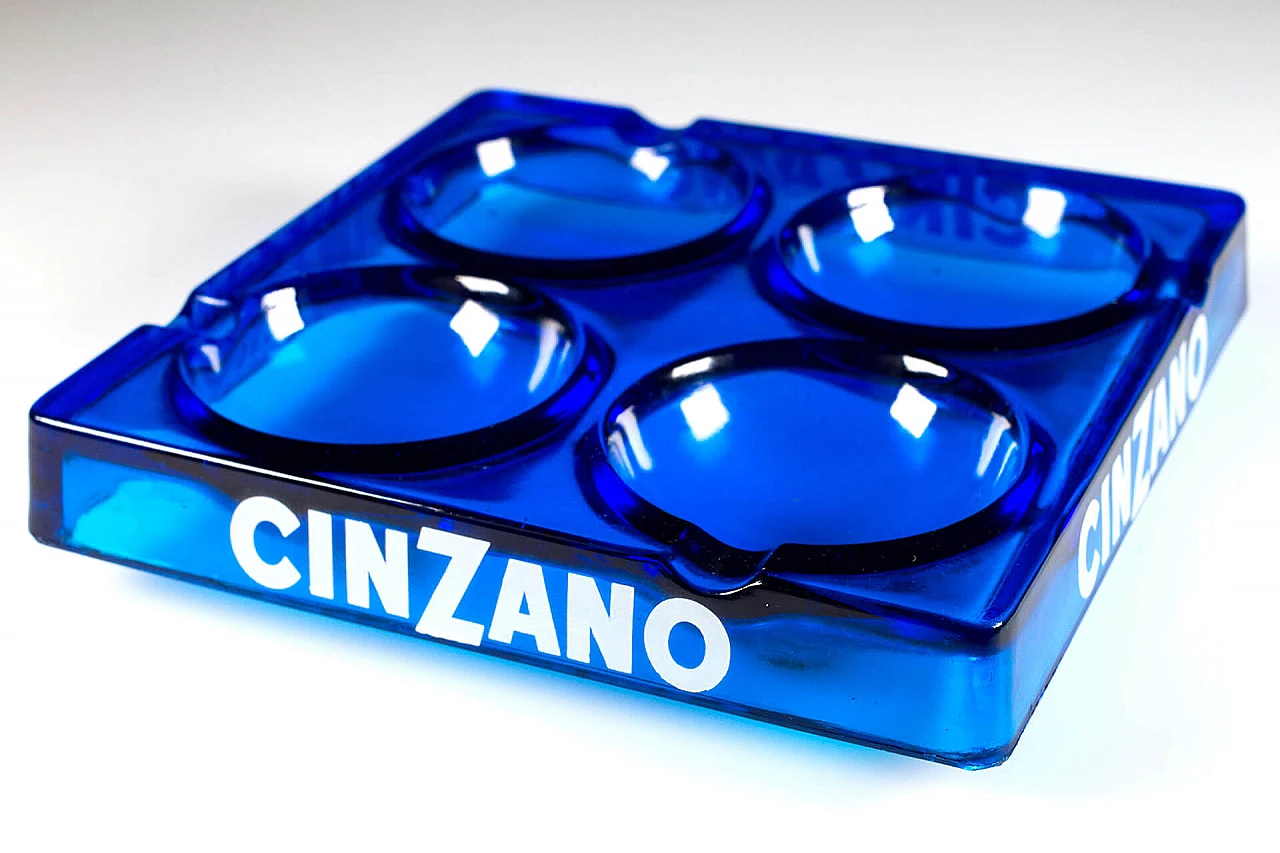 Posacenere Cinzano in vetro blu, anni '60 1113401
