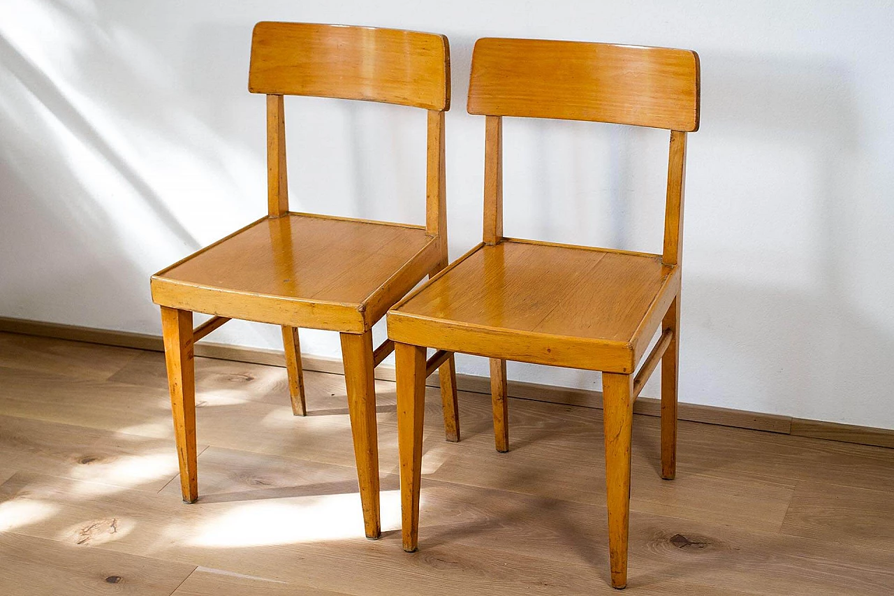 Pair of beechwood chairs, 1960s 1114146