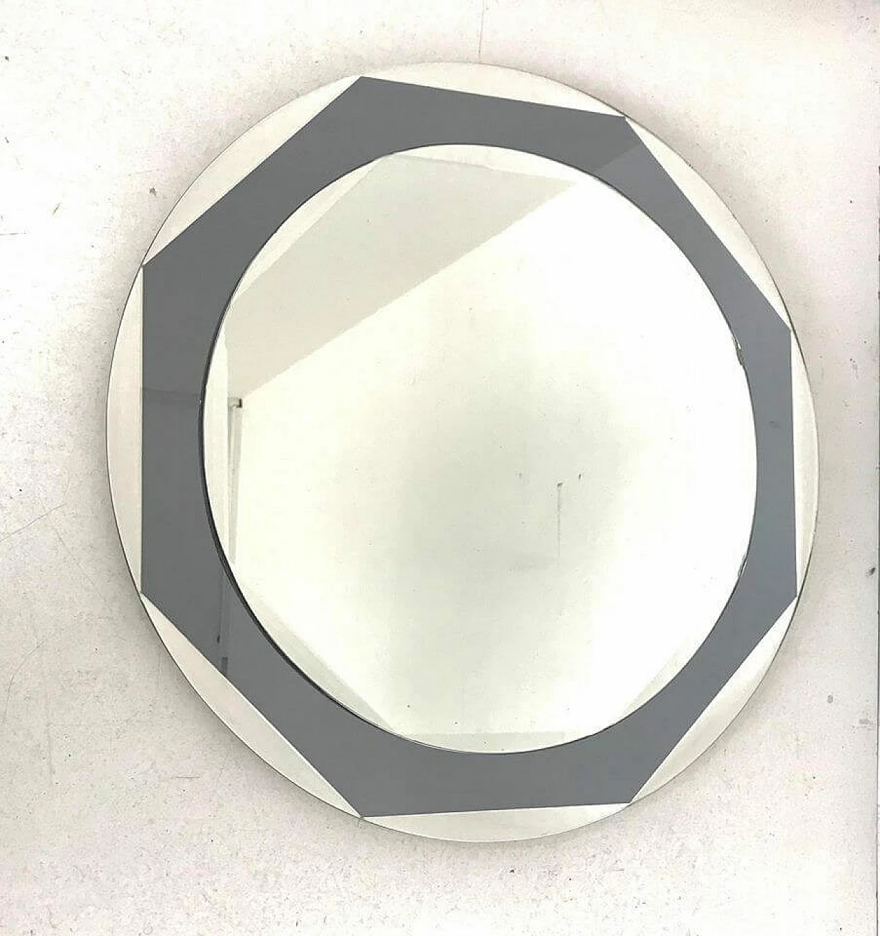 Specchio da parete ottogonale con vetro fumè, anni '70 1114204