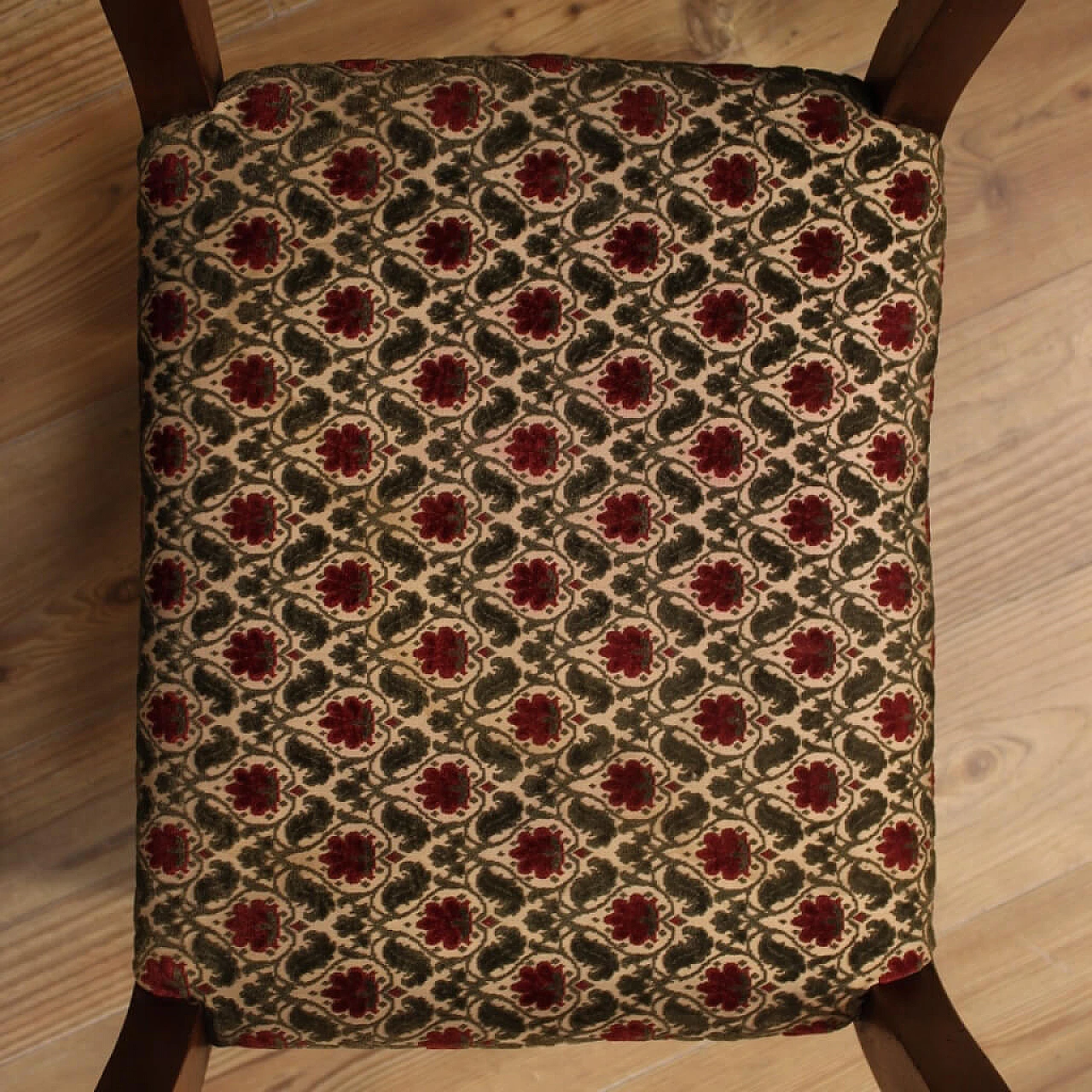 Pair of Charles X benches in carved walnut and floral fabric, 19th century 1116103