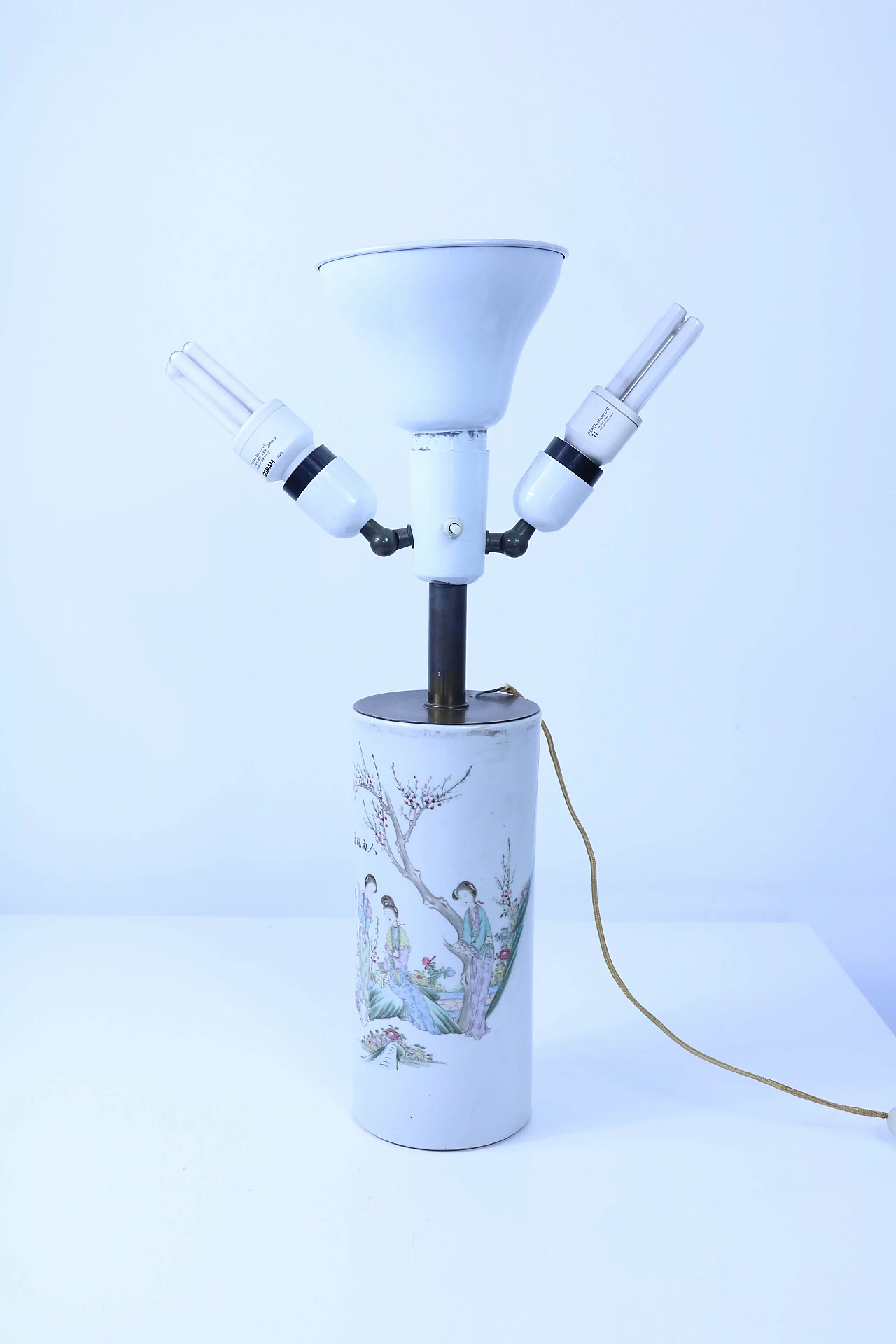 Oriental ceramic table lamp 1116877