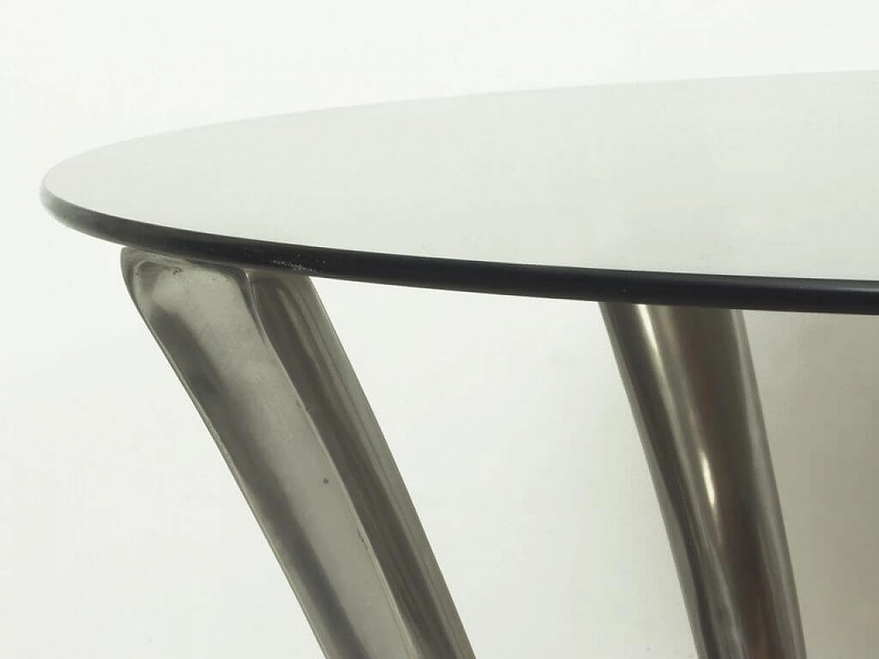 Tavolo da pranzo in alluminio e vetro fumè di Boris Tobacoff, anni '60 1118194