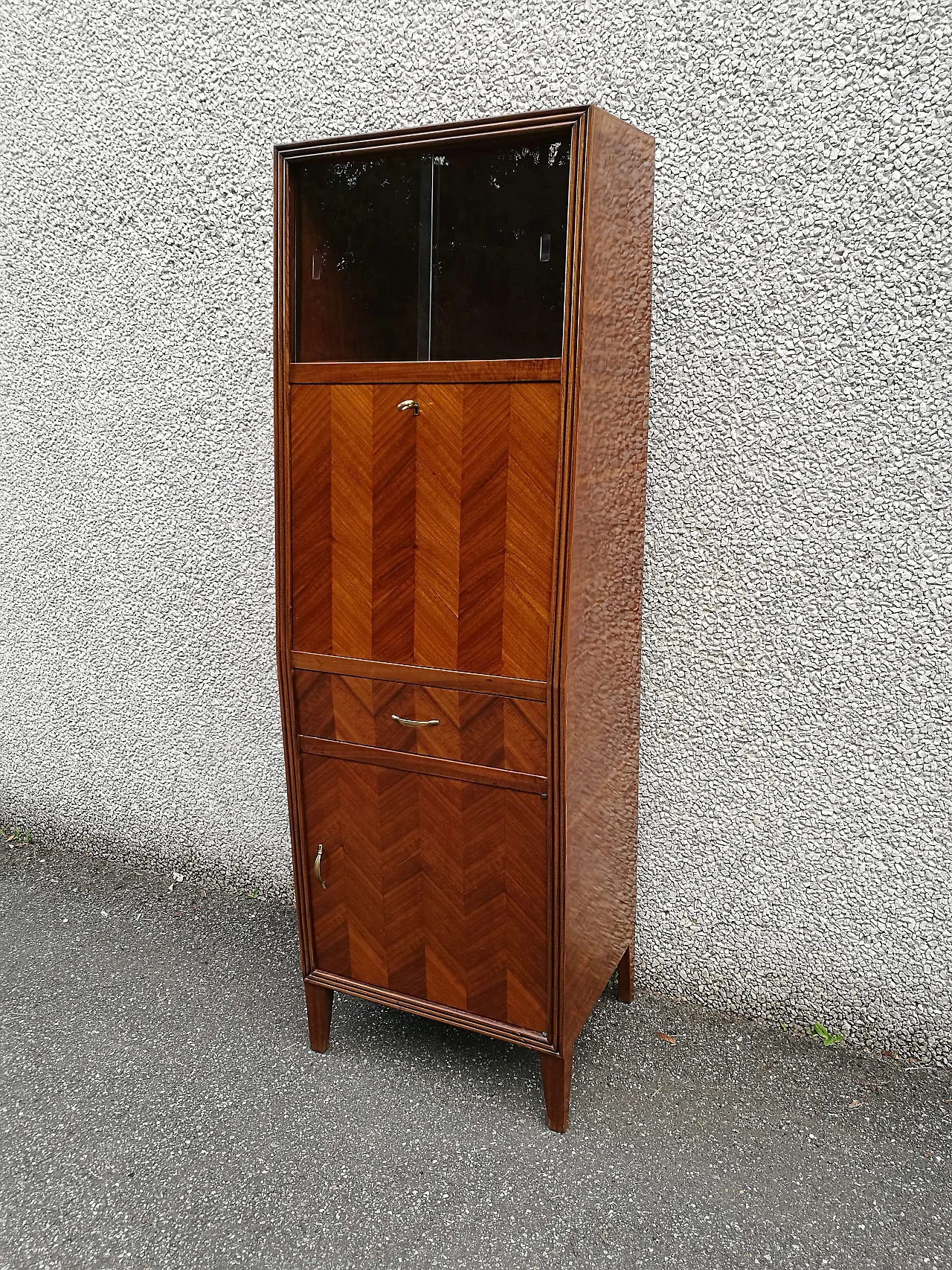 Walnut bar cabinet, 50s 1118517