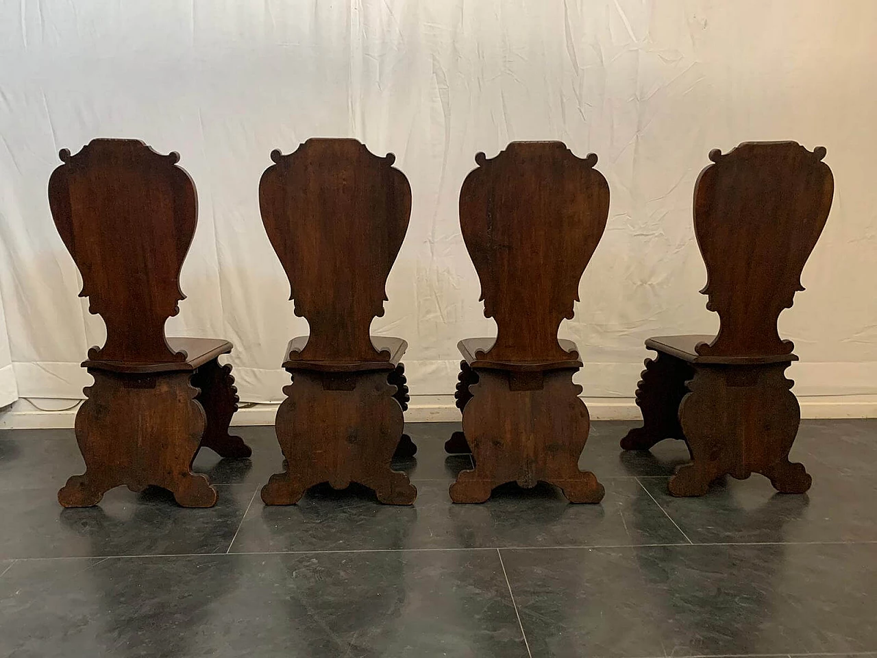 4 Neo Renaissance chairs in carved walnut, 1800s 1120731