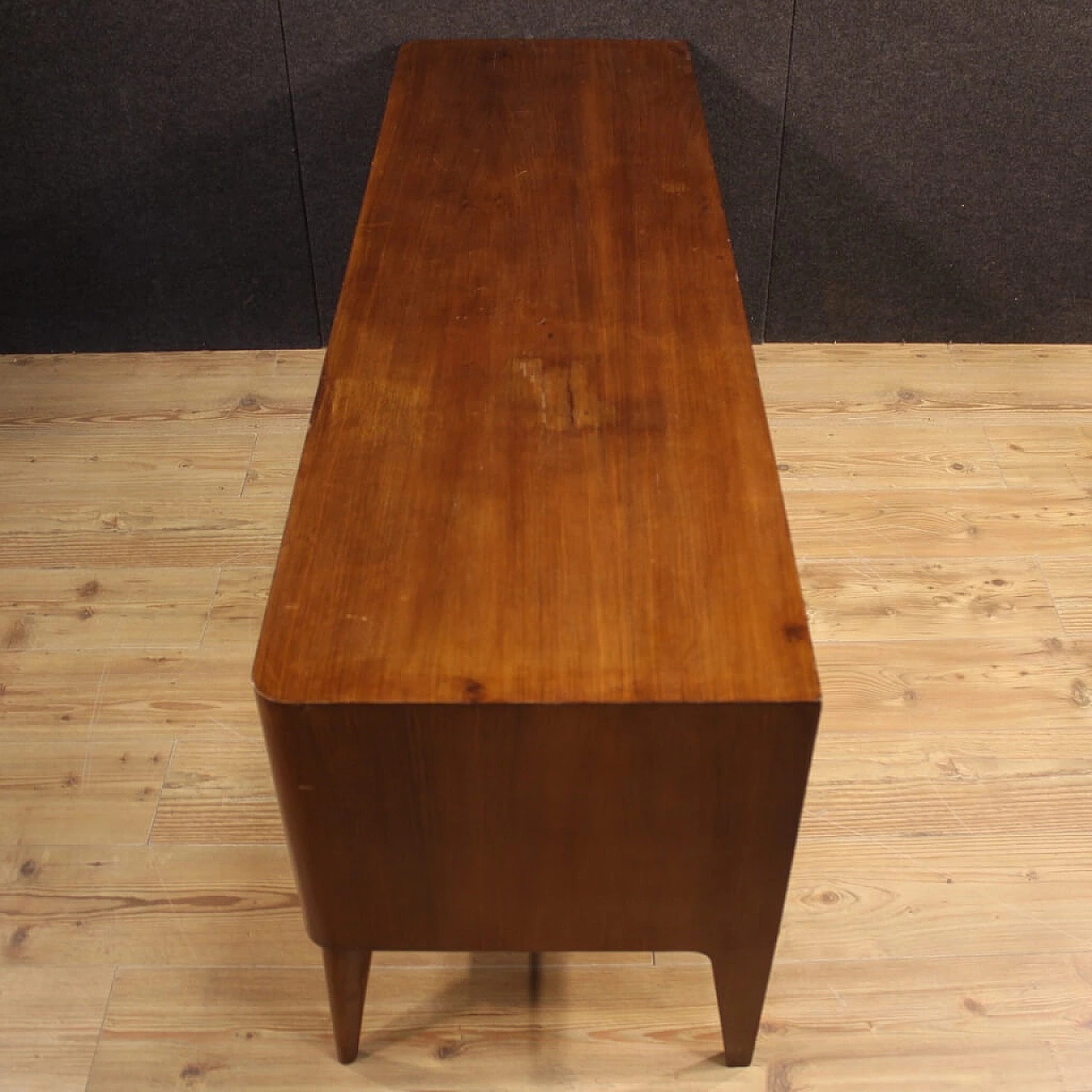 Cassettiera in legno di noce, radica, faggio e legni da frutto 1120914