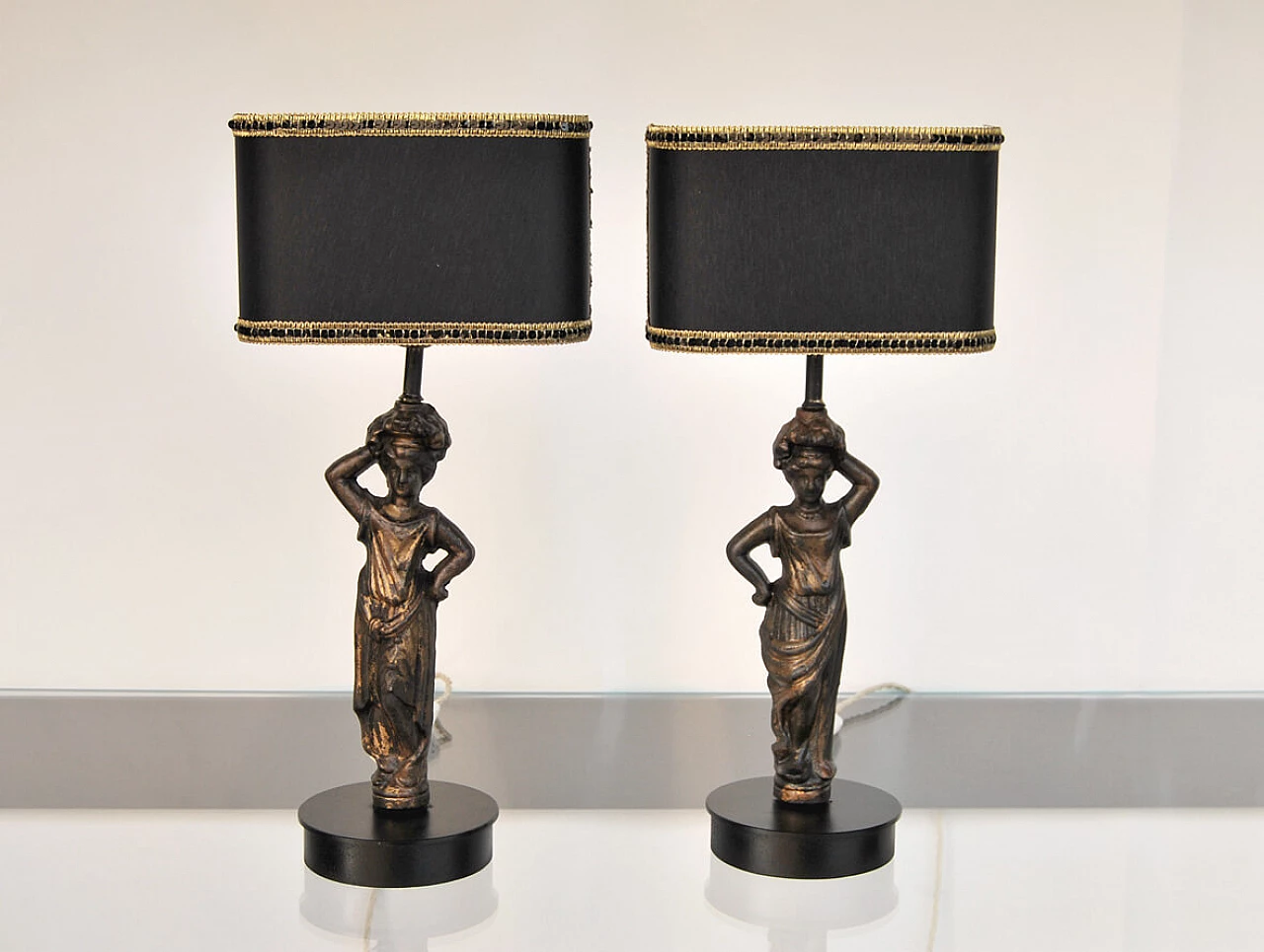 Pair of cast iron table lamps with caryatids, 2000s 1126195