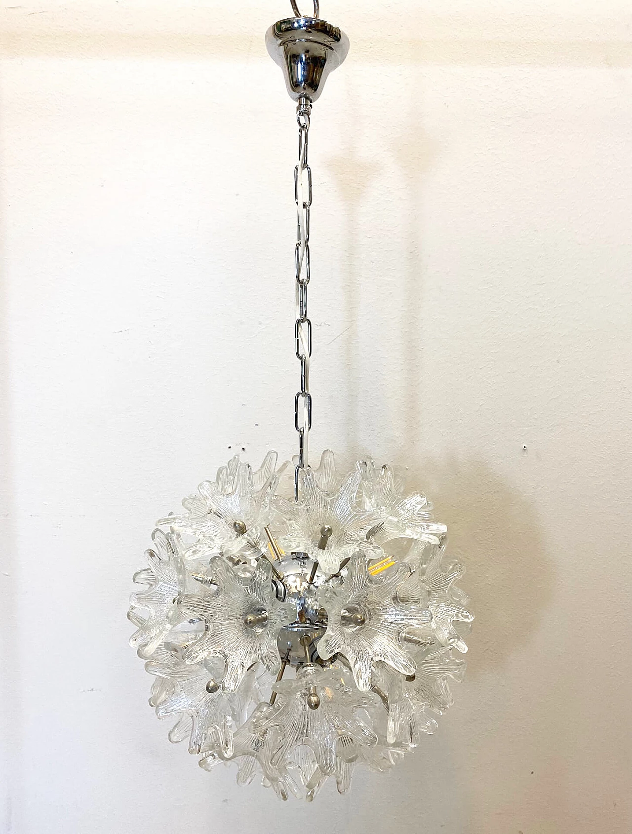 Sputnik chandelier by VeArt, 70s 1129048