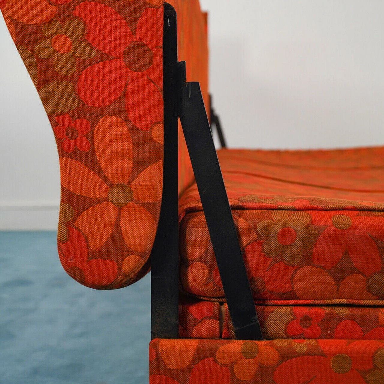 Divano a 2 posti Gorgone Napoli, anni '60 1129430