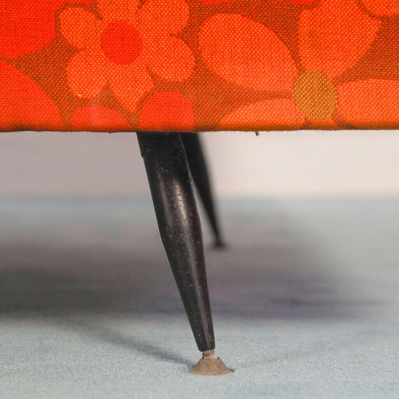 Divano a 2 posti Gorgone Napoli, anni '60 1129432