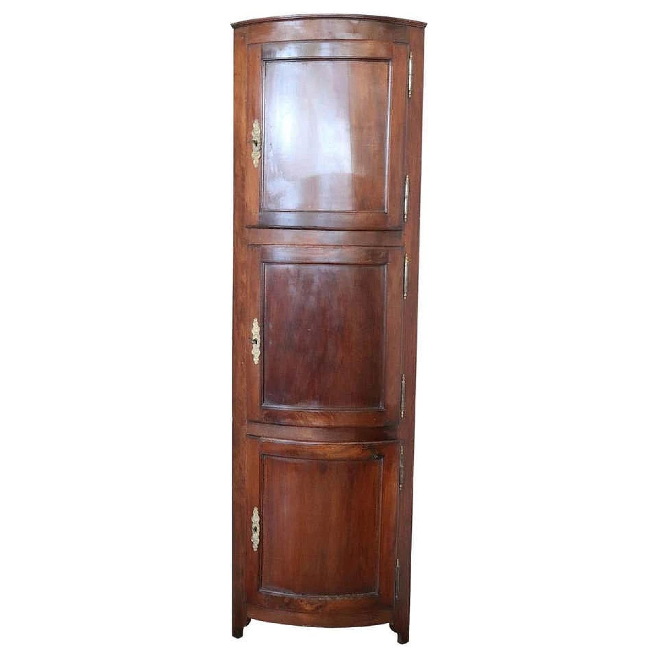 Rare solid walnut corner unit, 18th century 1129450