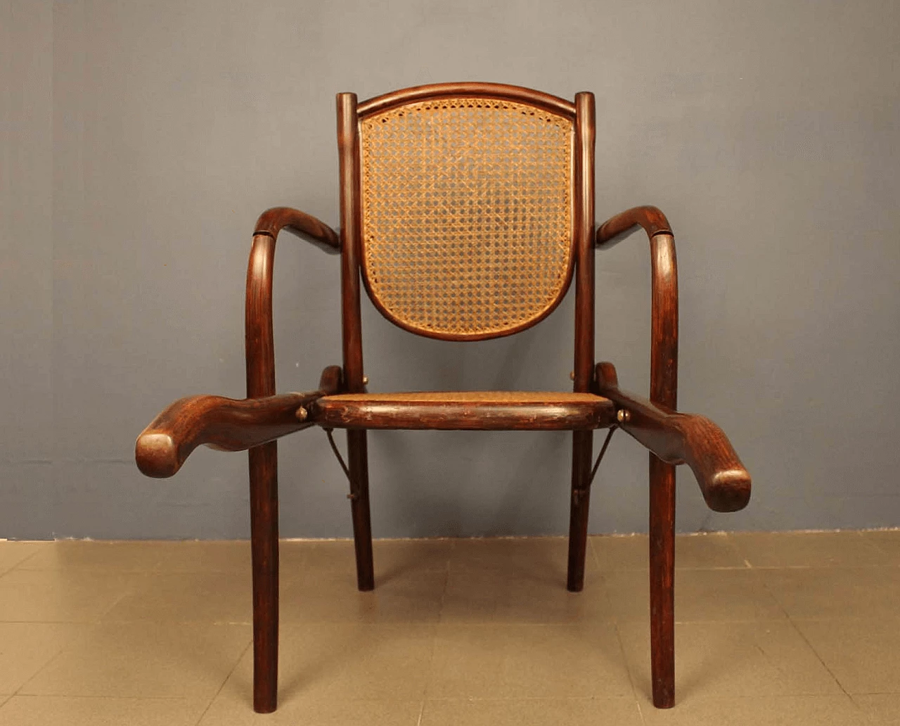 Sedia portantina di Thonet 1130089