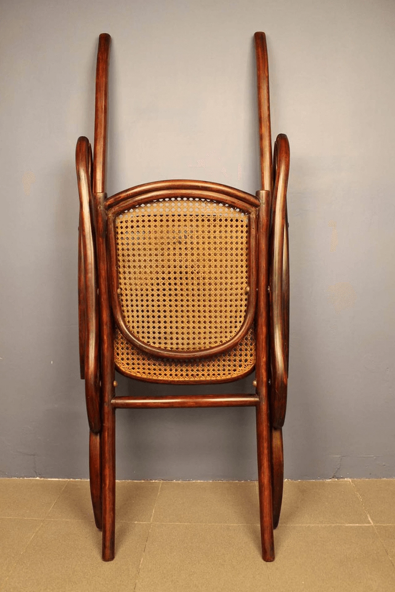 Sedia portantina di Thonet 1130095