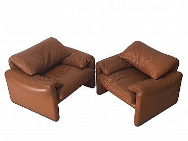 Pair of Maralunga leather armchairs by Vico Magistretti for Cassina