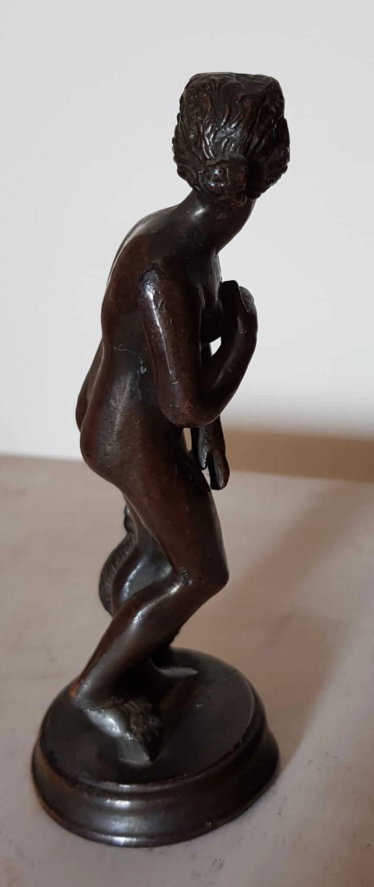 Bronze statue of a woman with triton 1131189