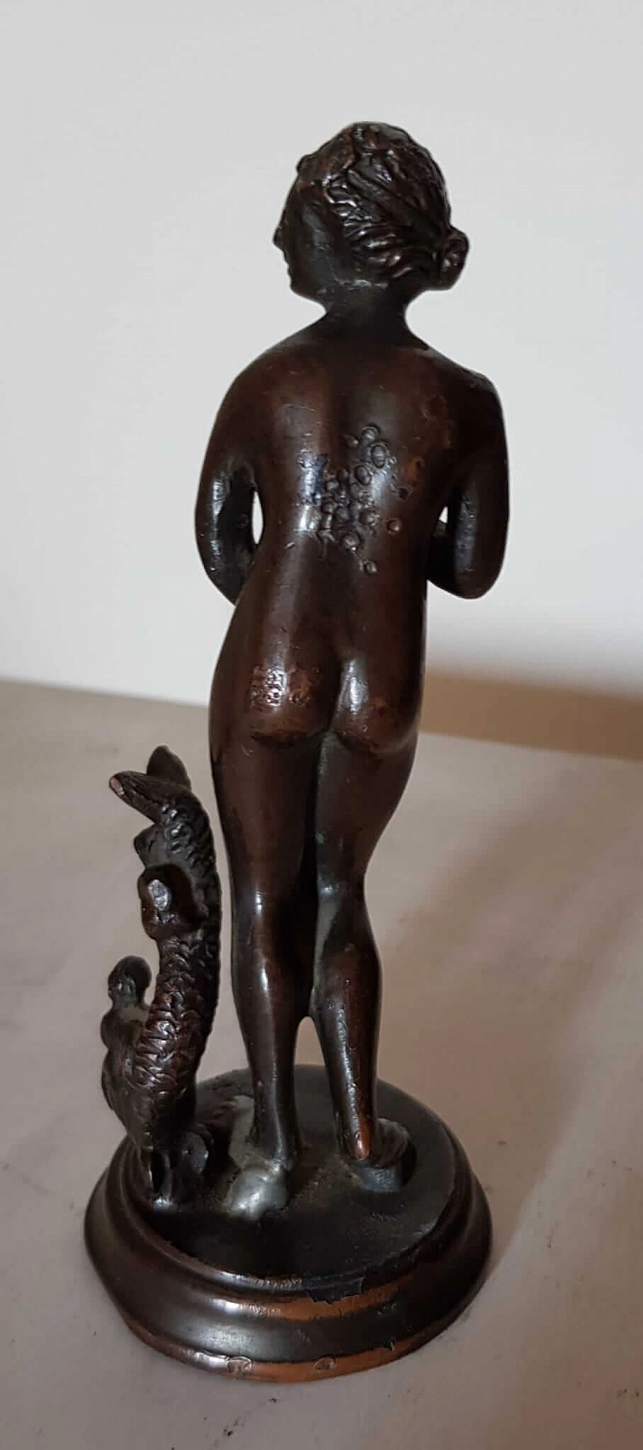 Bronze statue of a woman with triton 1131194