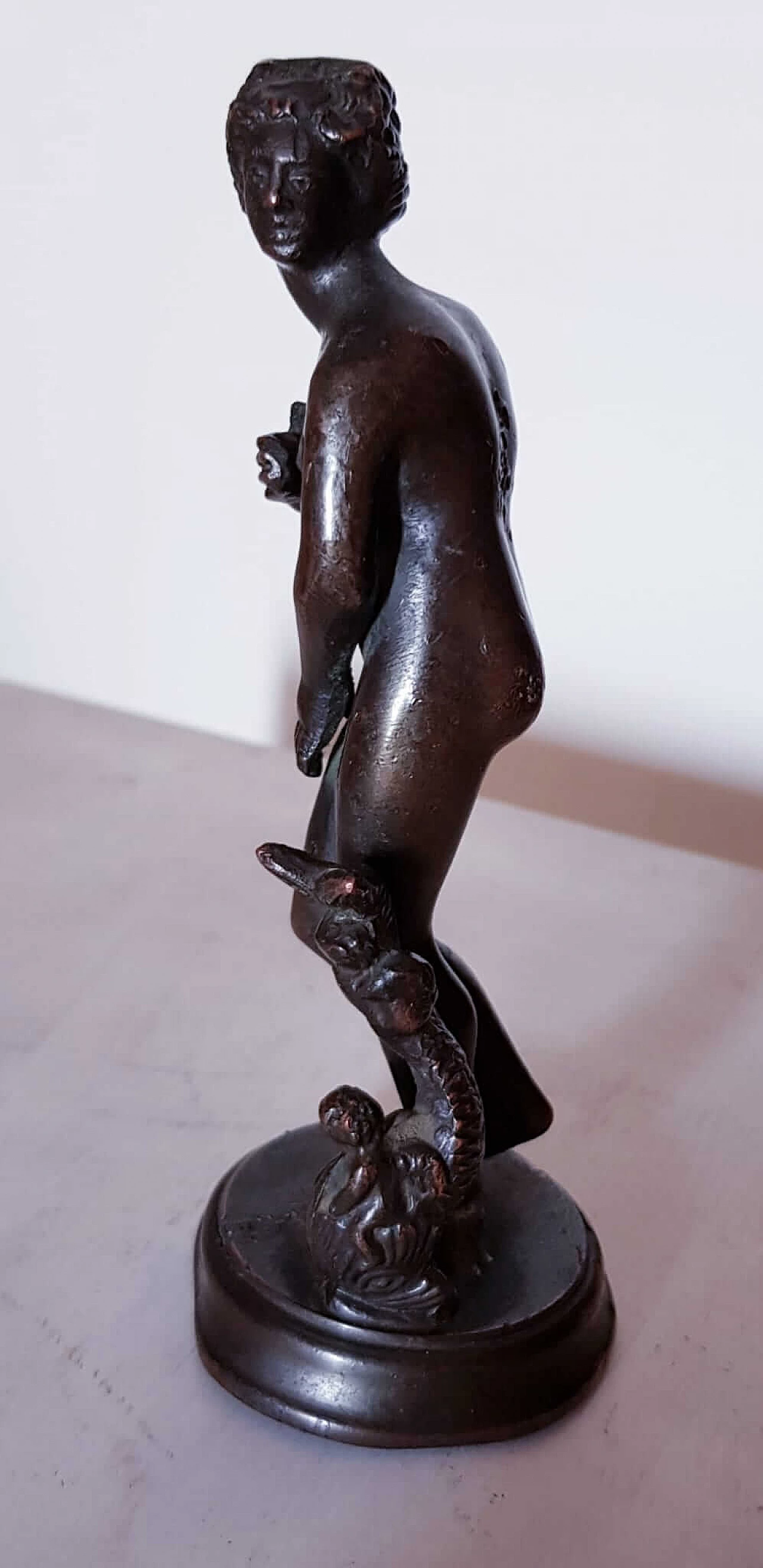 Bronze statue of a woman with triton 1131195