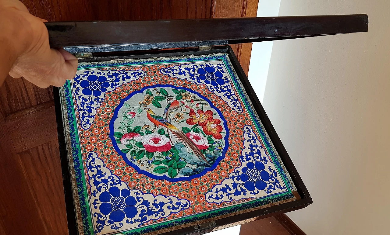 Ancient China shawl or kimono box, XIX century 1132215