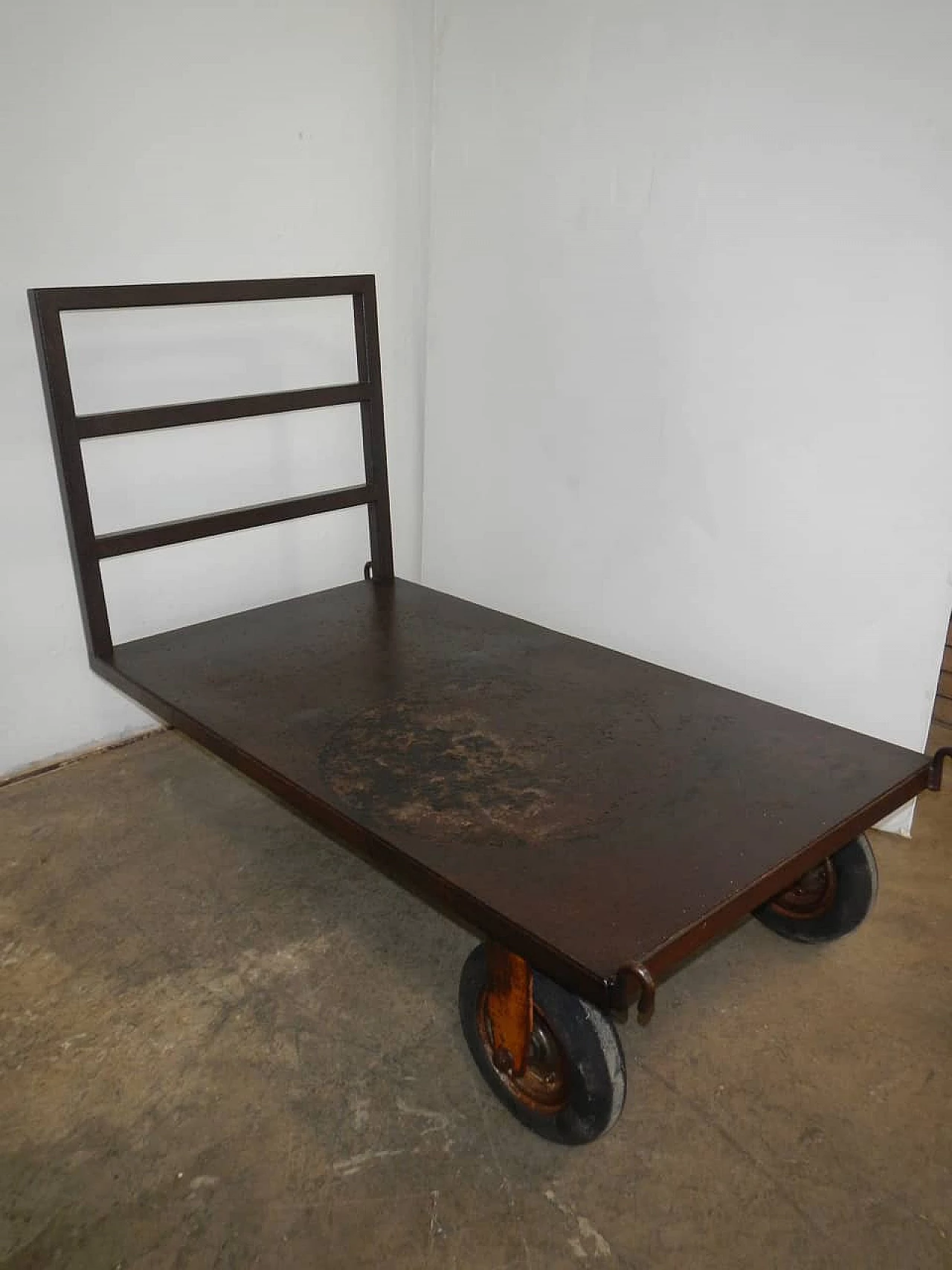 Trolley with iron wheels, 50s 1134064