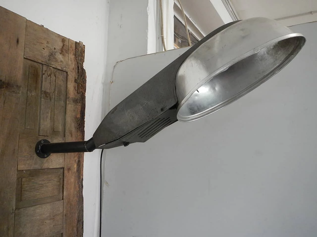 Street lamp, 70s 1134225