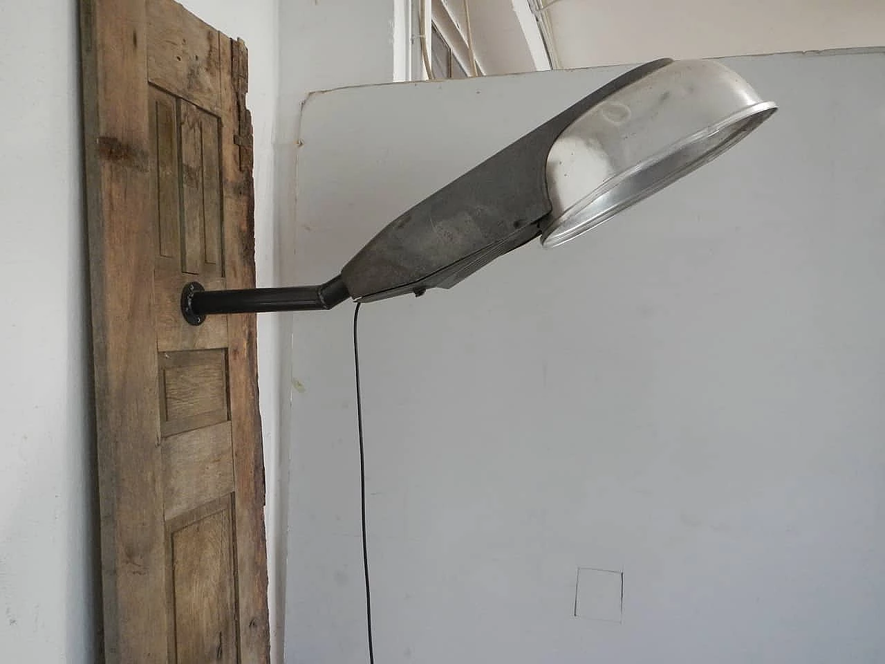 Street lamp, 70s 1134226