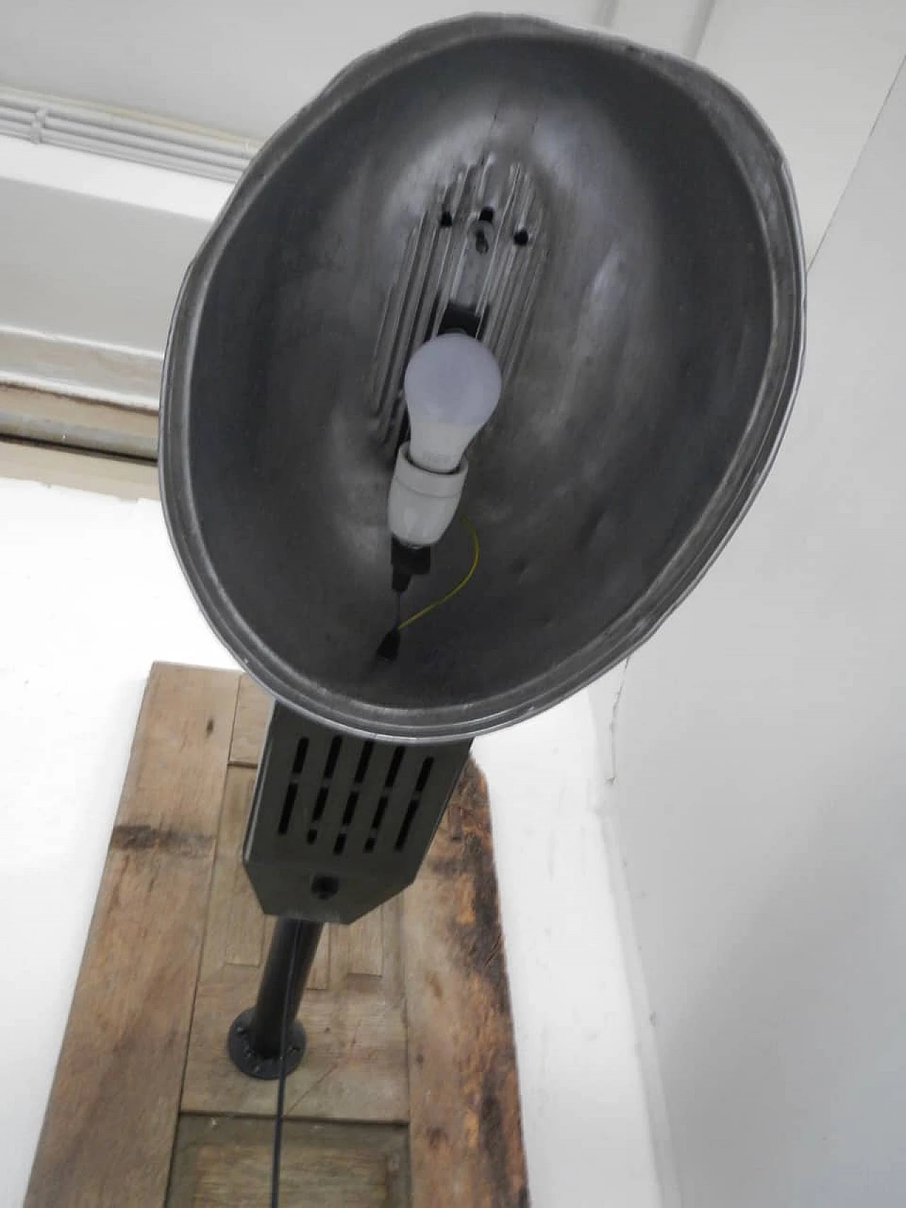 Street lamp, 70s 1134235