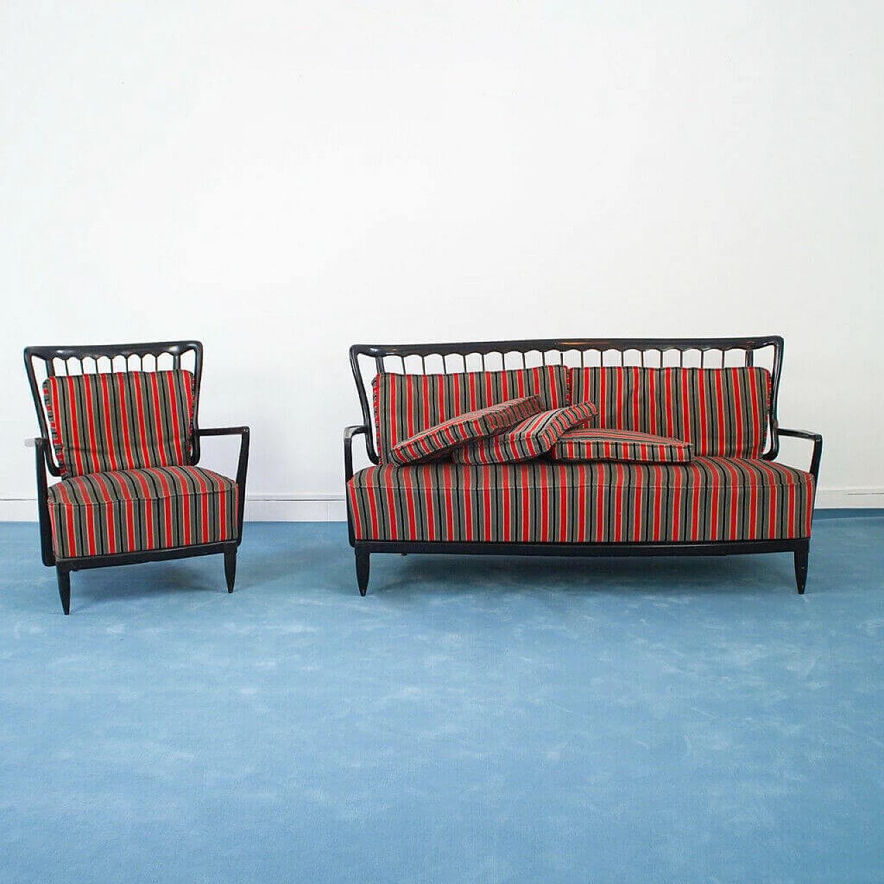 Living room set in black lacquered wood, 50s 1137122