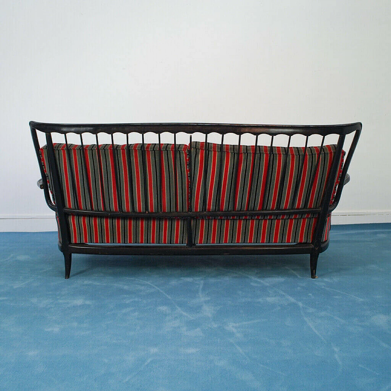 Living room set in black lacquered wood, 50s 1137126