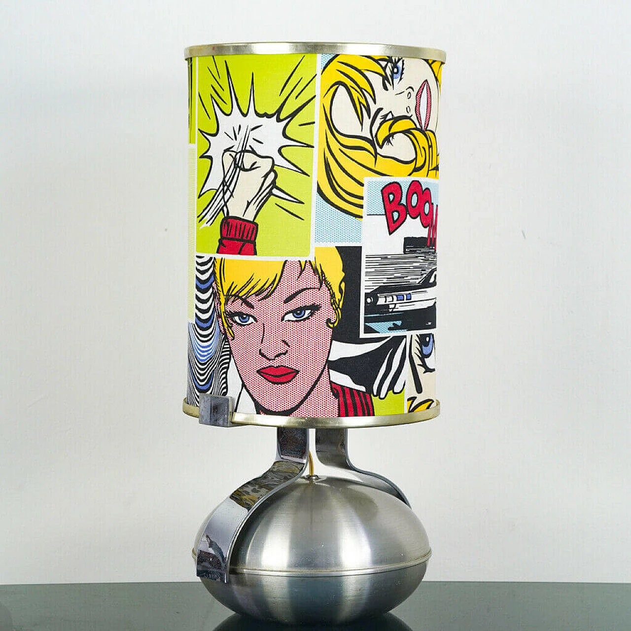 Lampada da tavolo satinata con paralume pop-art, anni '70 1138501