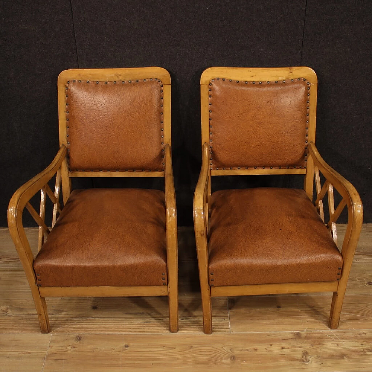 Pair of Italian armchairs in walnut wood, 60's 1139302