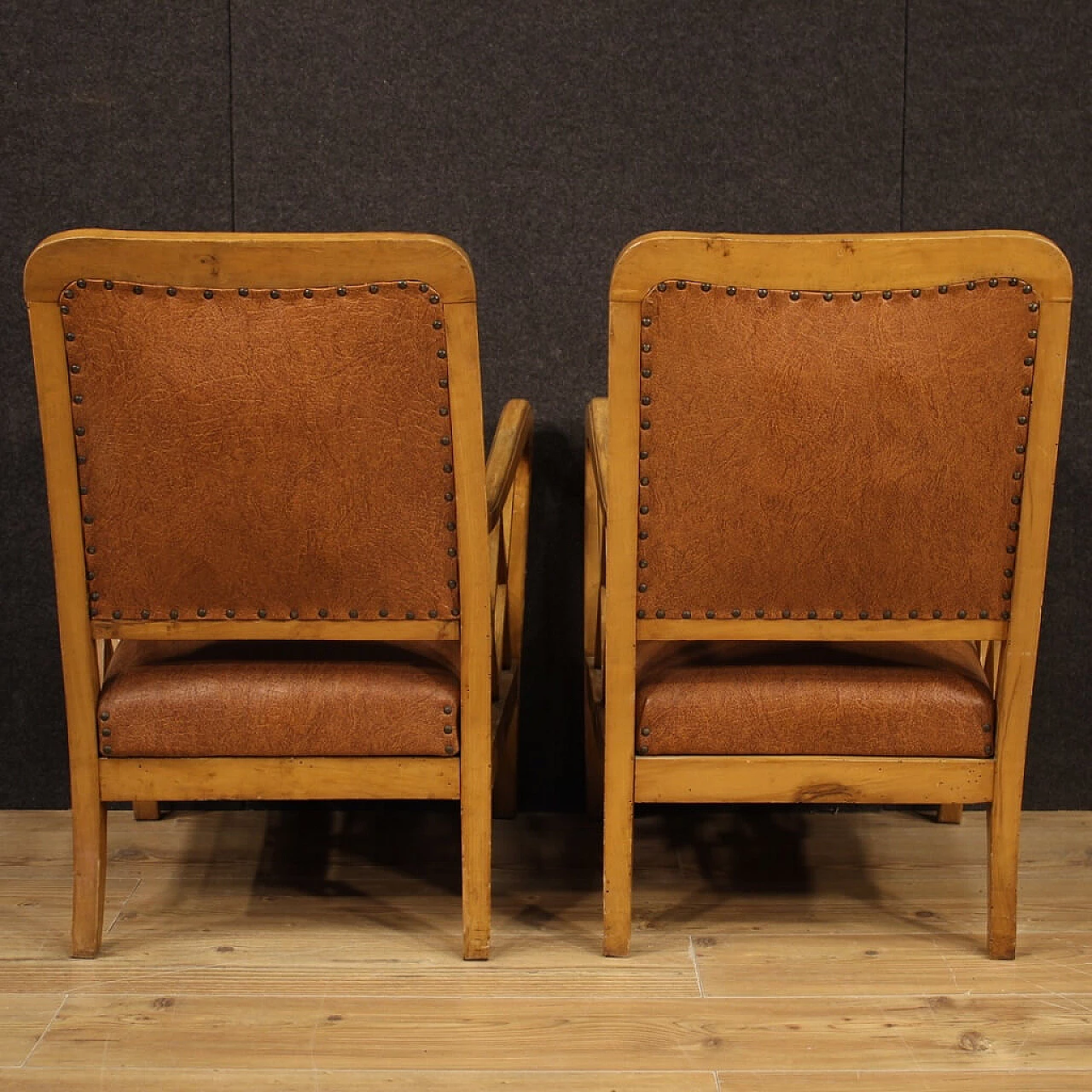 Pair of Italian armchairs in walnut wood, 60's 1139304