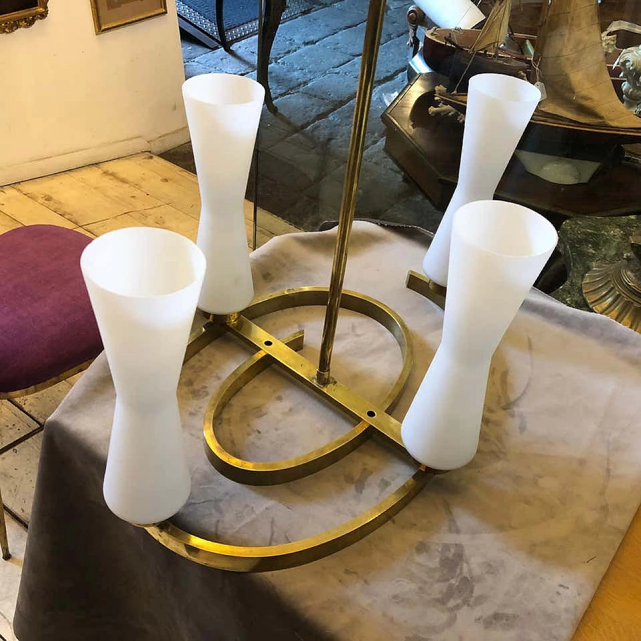 Chandelier in brass and glass, 1950s 1140976