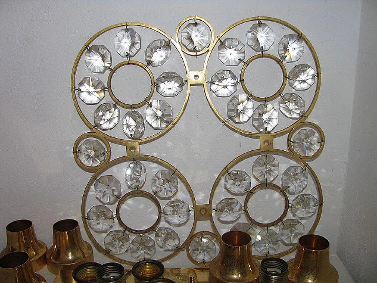 Lampada da parete in oro e cristalli di vetro, anni '60 1141450