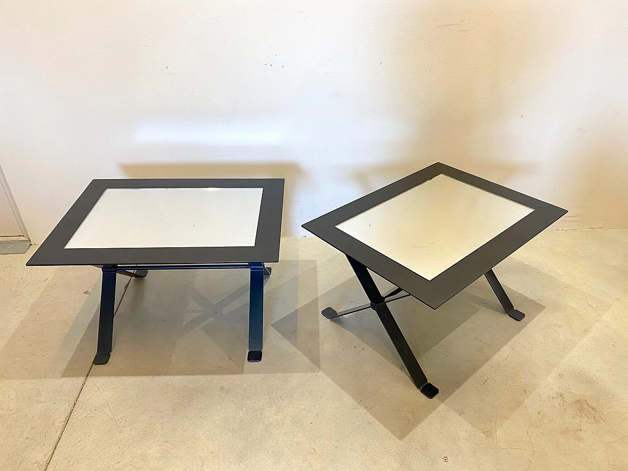 Pair of coffee tables, 70's 1142083