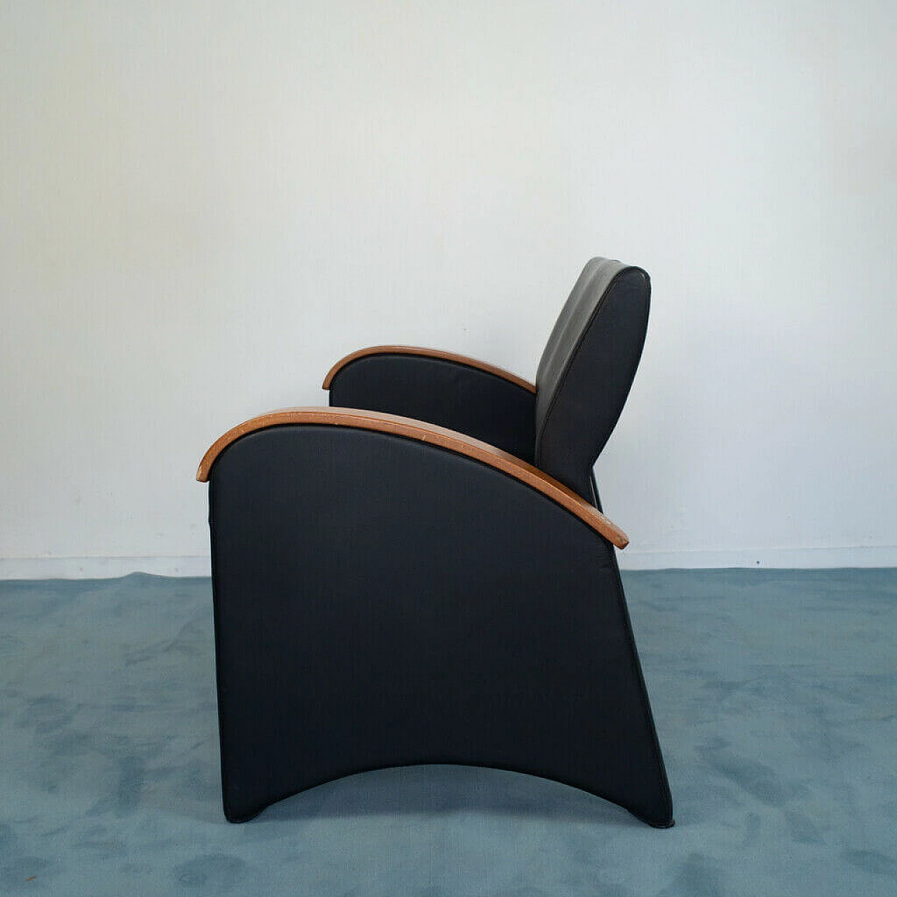 Coppia di divani Trhona in ecopelle, anni '70 1142378