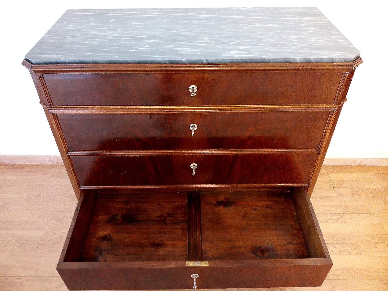 Art Deco chest of drawers with marble top, 19th century 1142935