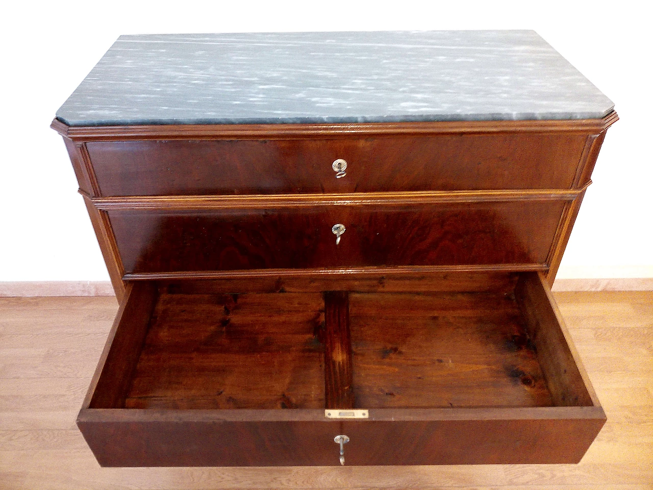 Art Deco chest of drawers with marble top, 19th century 1142936