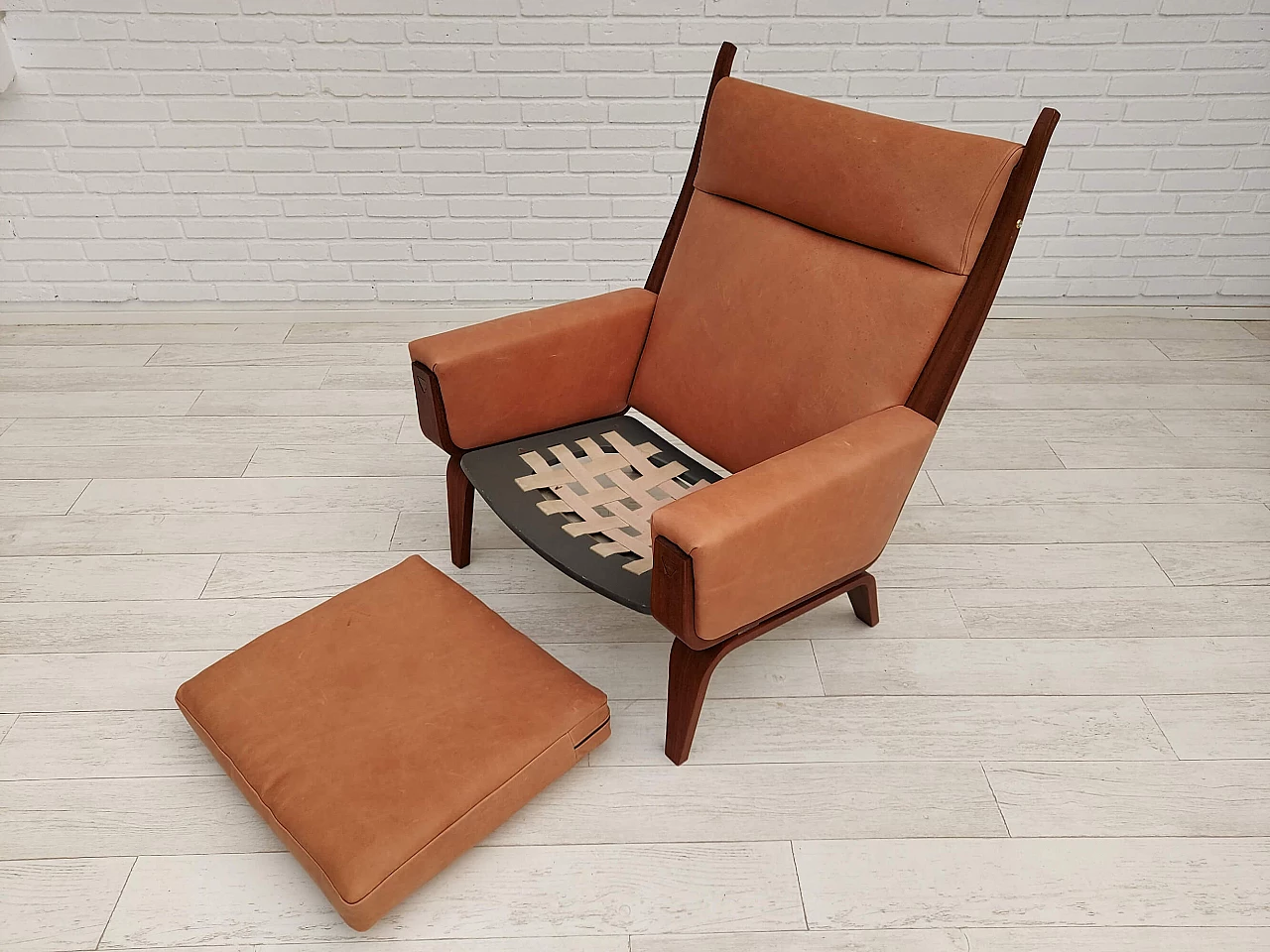 Danish armchair GE501A in mahogany and leather by H. J. Wegner, 70s 1143133