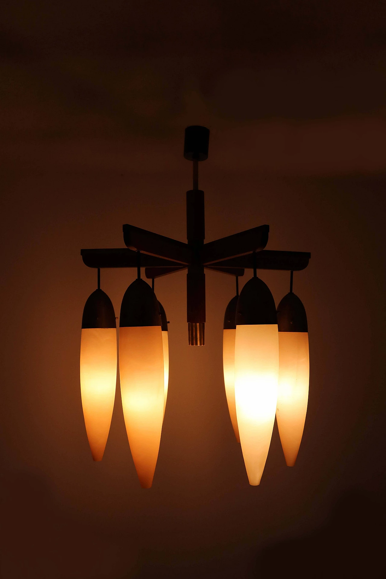 Chandelier in brass wood and glass 1143696
