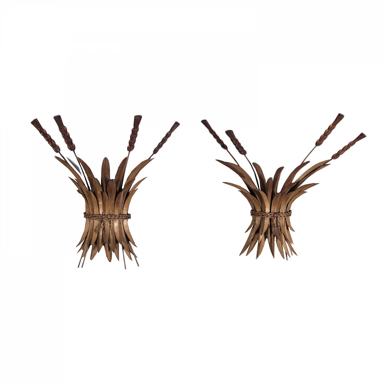 Pair of gold metal appliques 1144303