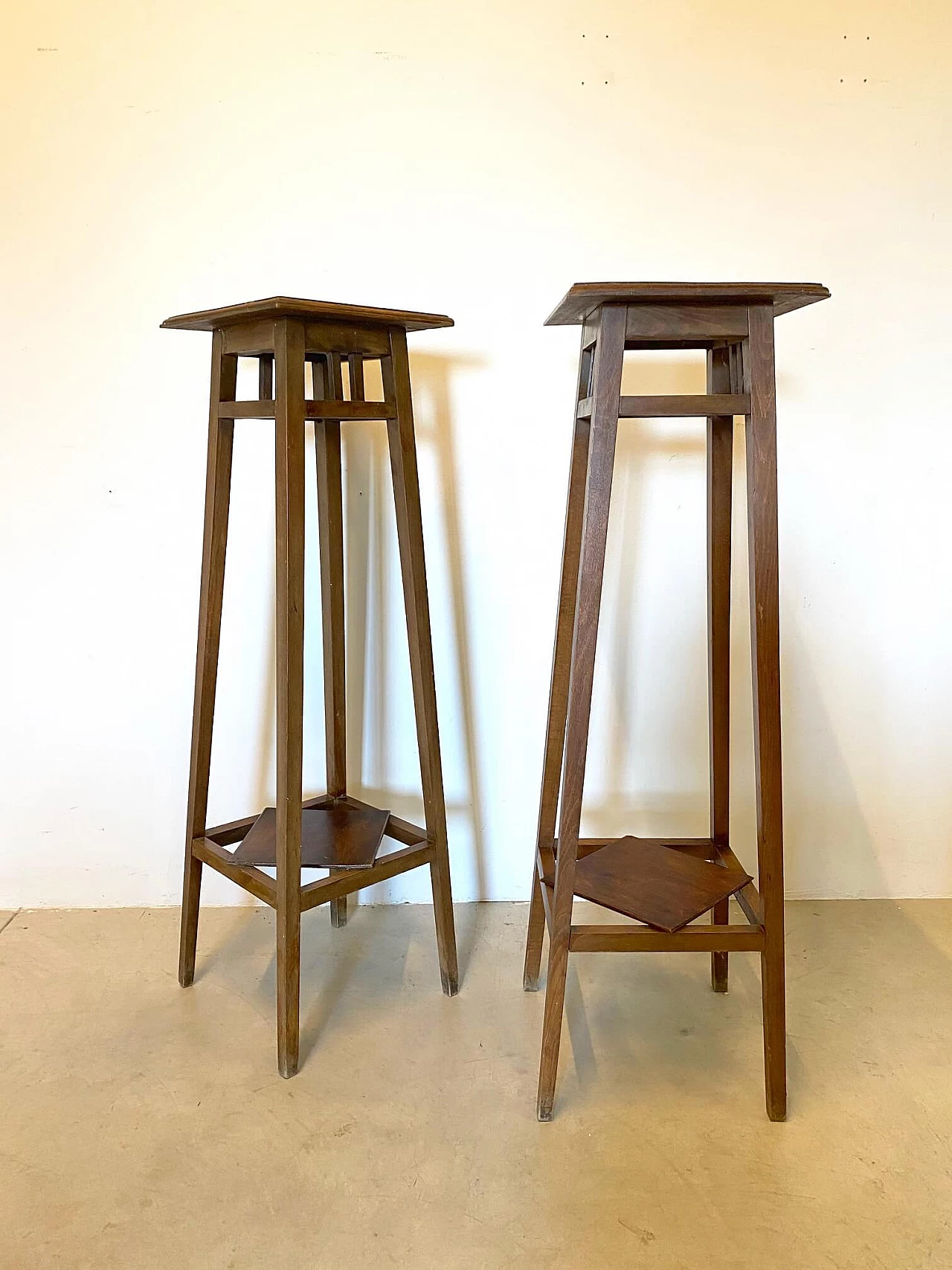 Coppia di trespoli Art Deco’, anni '30 1144531