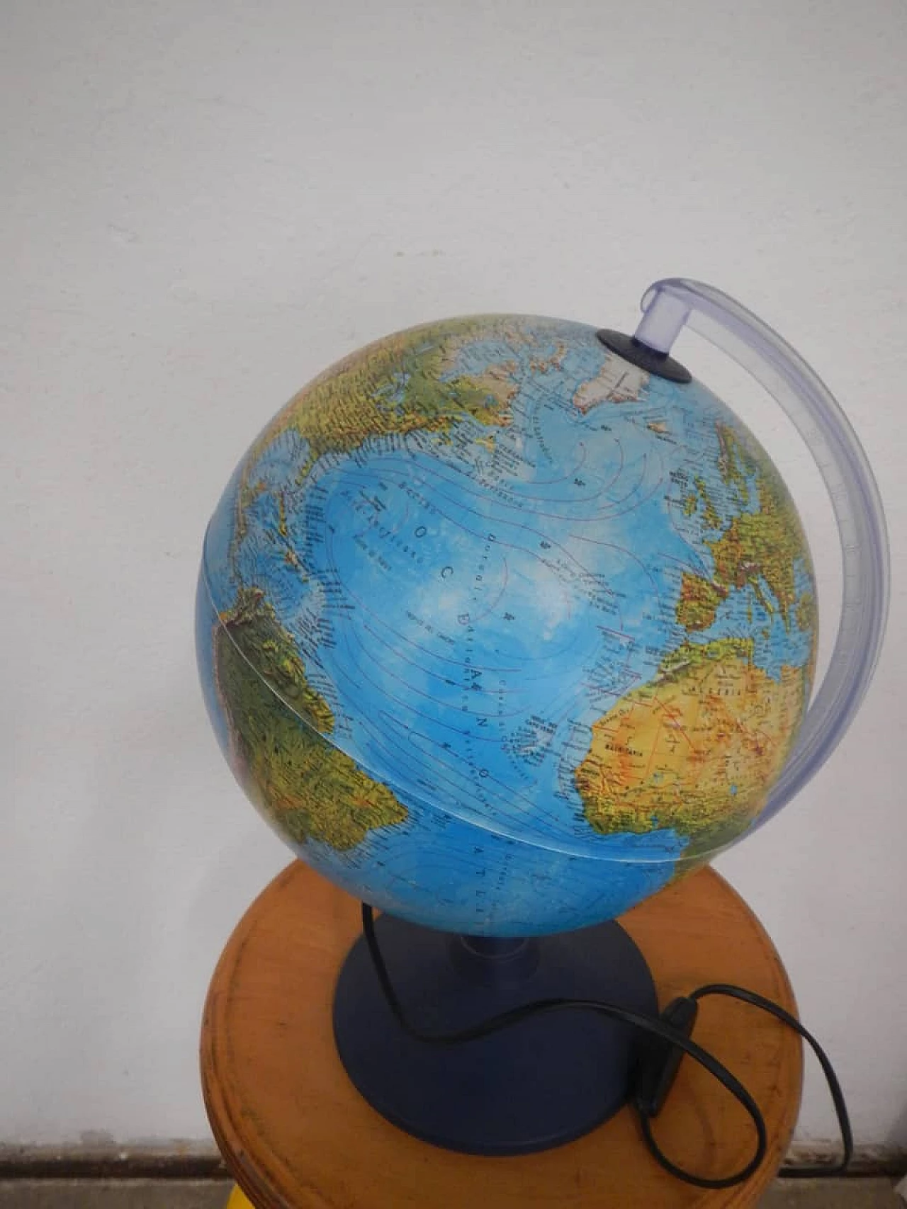Rifoli globe with light, made in Italy, 90s 1180538